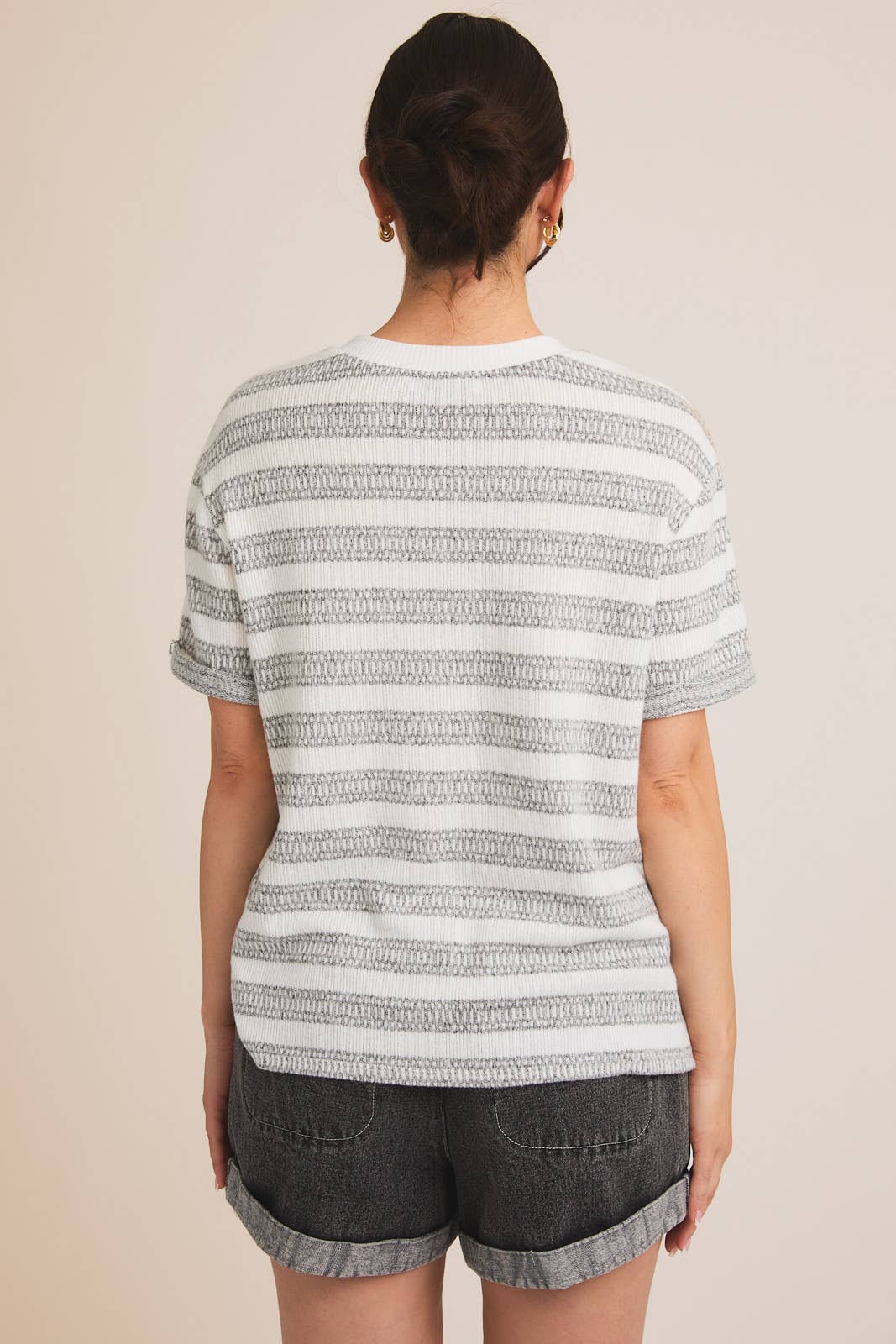 “CLOUDY DAYS” CONTRAST TEE
