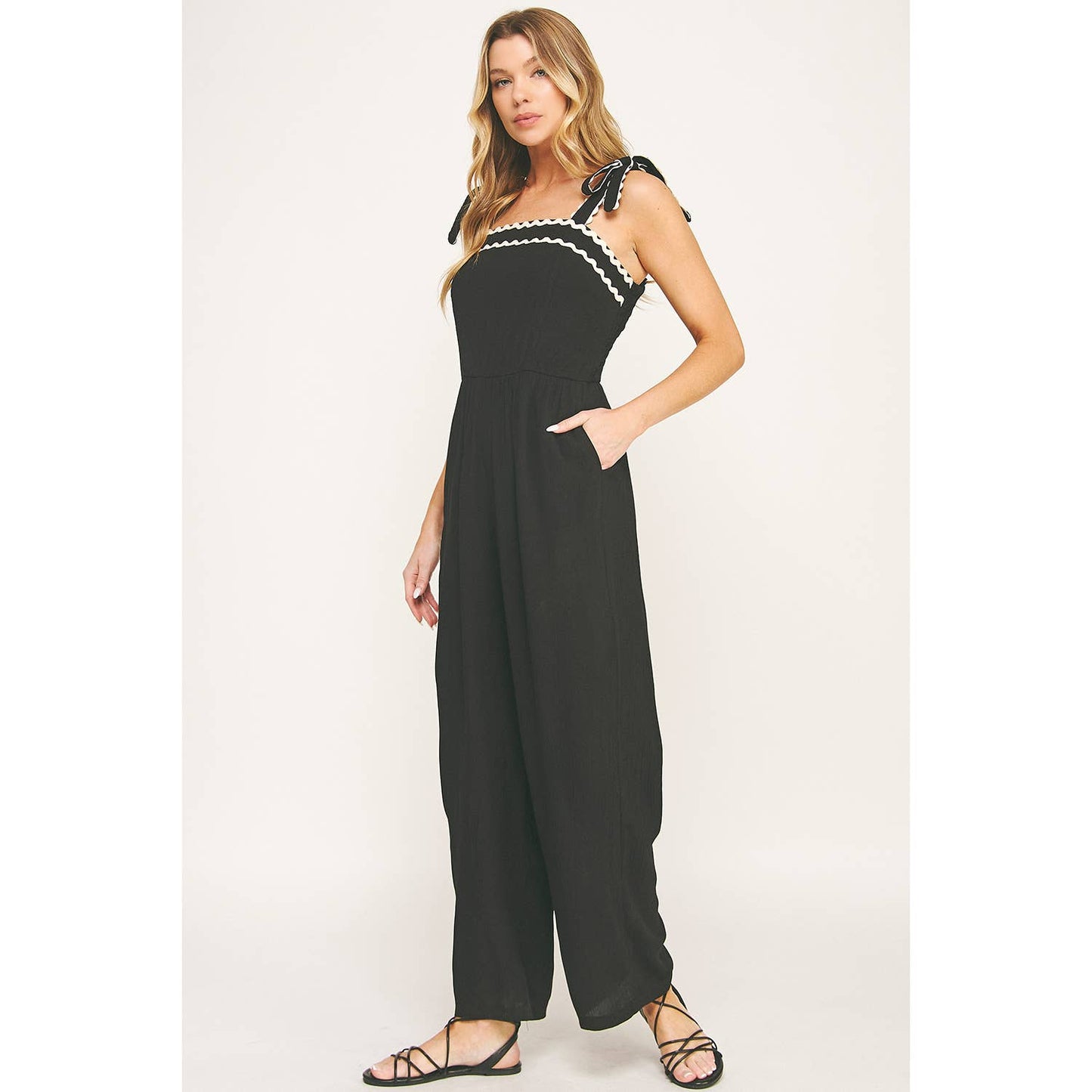 BOHEMIAN DREAM SQUARE NECK BOW JUMPSUIT