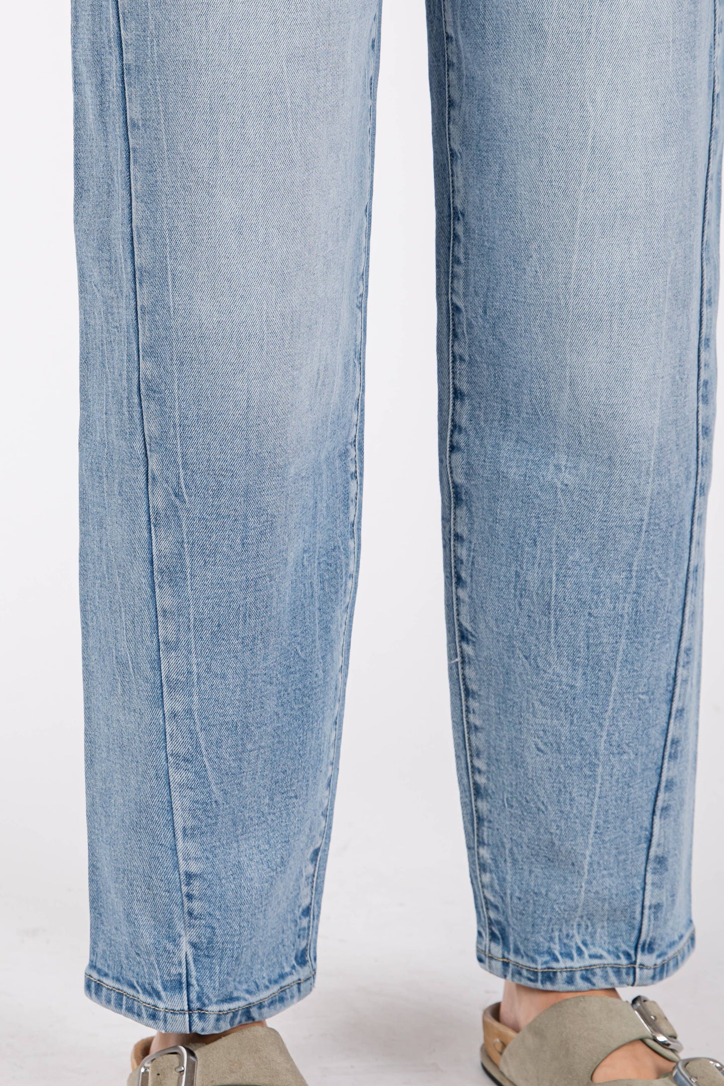 HARPER SIDE SEAM DETAILING HIGH RISE COMFORT BARREL JEANS