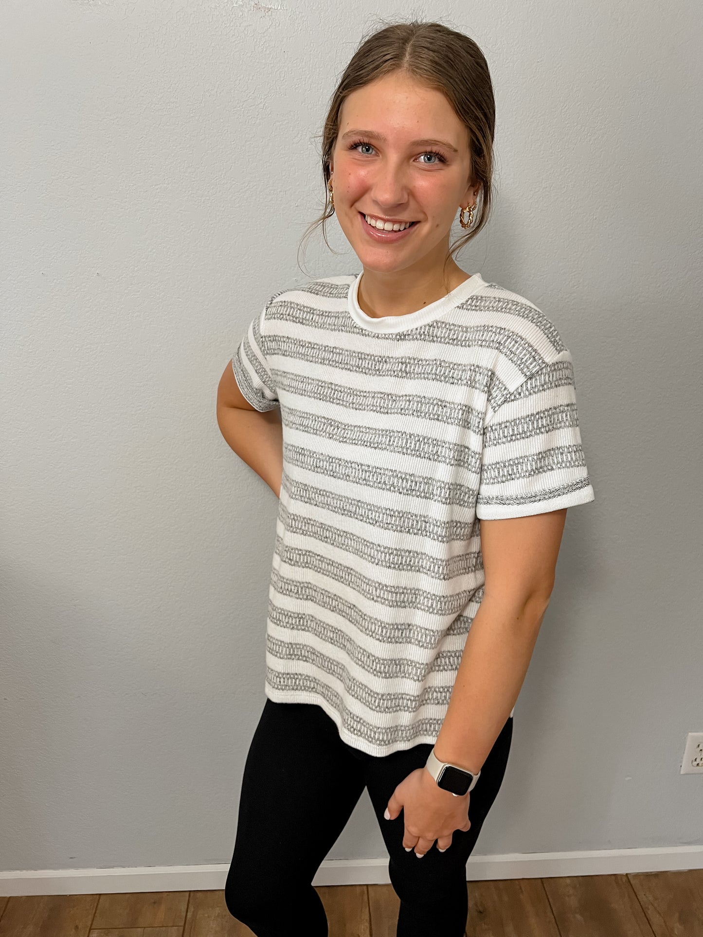 “CLOUDY DAYS” CONTRAST TEE