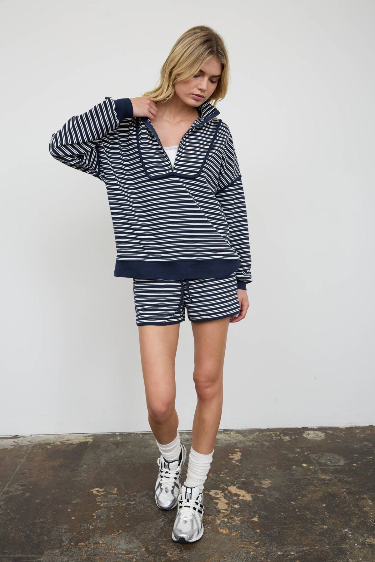 HALF ZIP STRIPE CONTRAST QUARTER ZIP