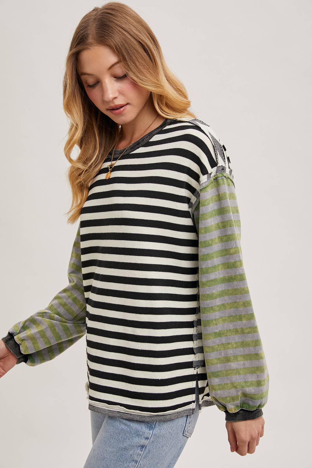 LAUREN STRIPE CONTRAST EXPOSED SEAM LOOSE FIT KNIT PULLOVER