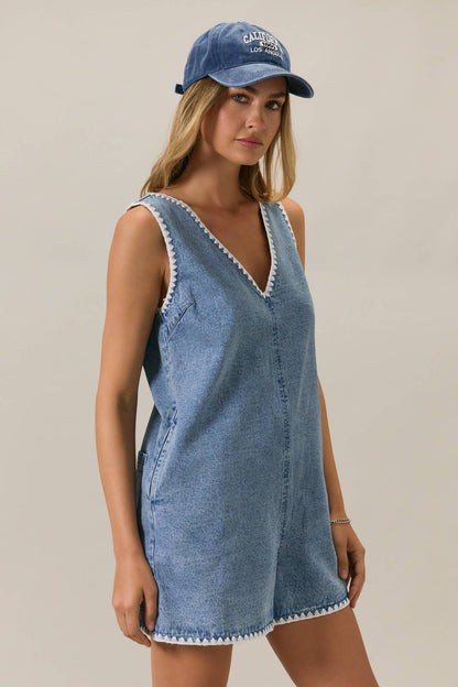 V-NECK SLEEVELESS STITCH DETAIL DENIM ROMPER