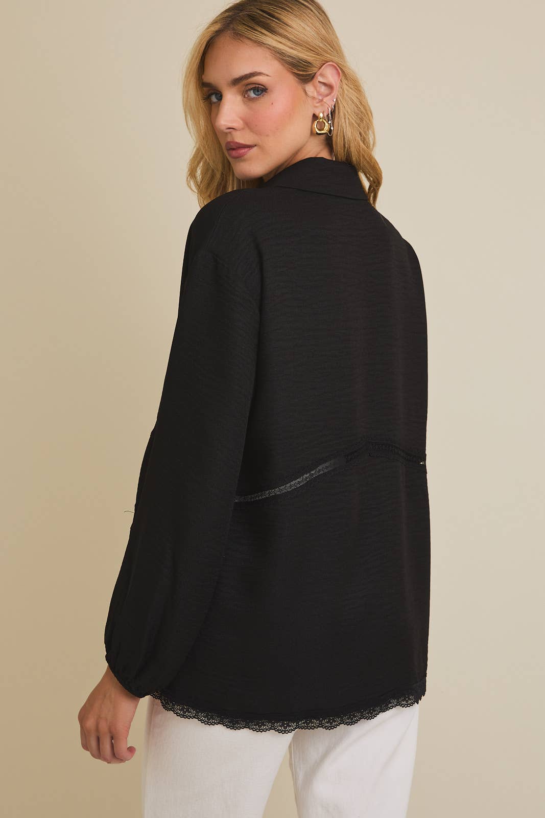 SOPHIE LACE DETAIL BUTTON UP