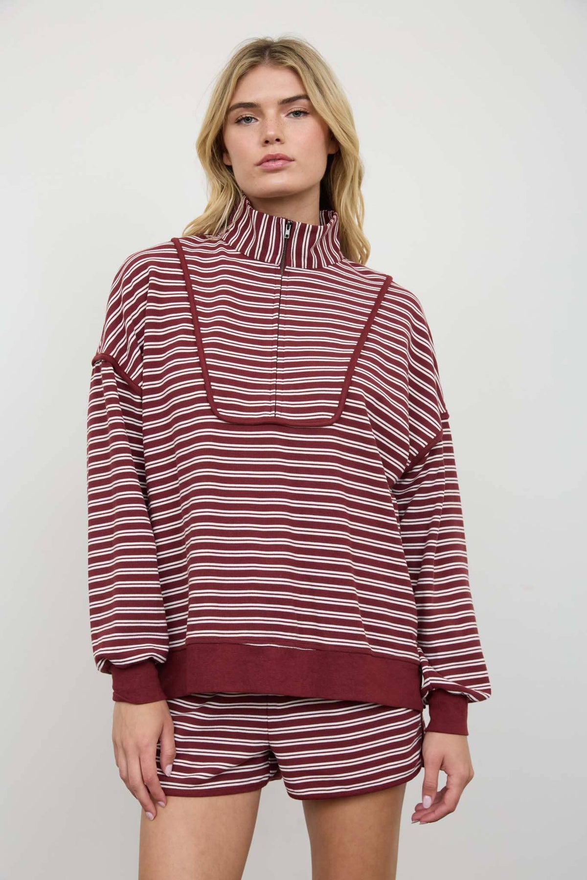 HALF ZIP STRIPE CONTRAST QUARTER ZIP