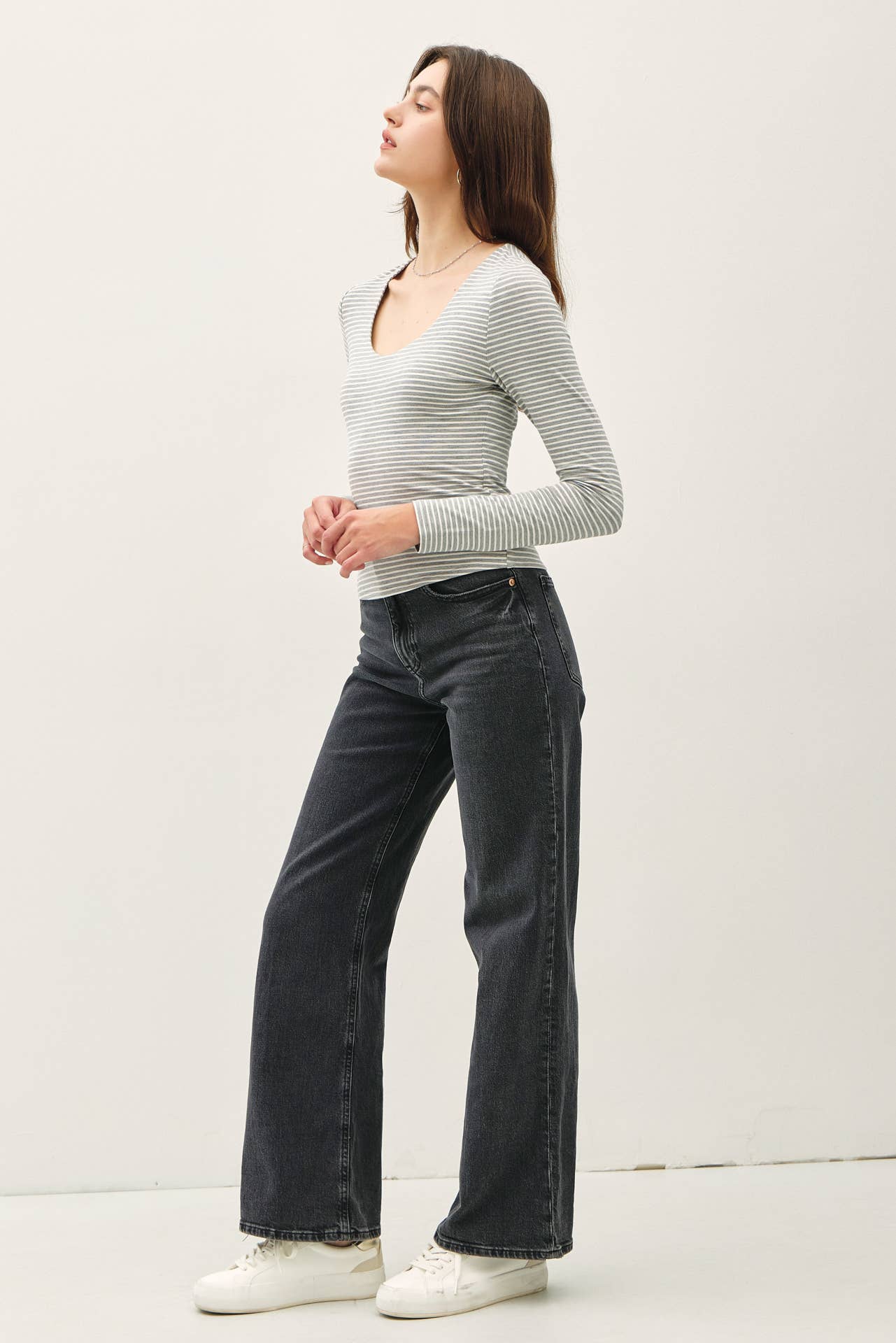 BASIC ULTRA SOFT STRIPED LONG SLEEVE TOP