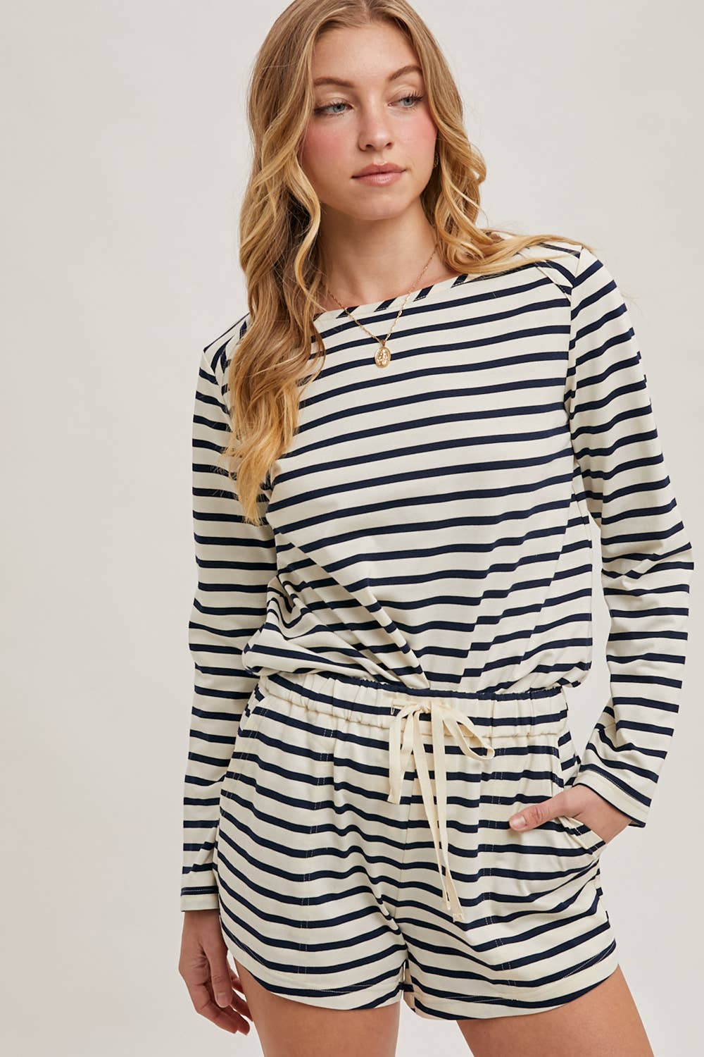 THE BASIC - STRIPED PULLOVER TOP AND SHORTS SET