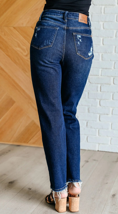 MONTANA HIGH RISE RIGID MAGIC DISTRESSED STRAIGHT JEANS