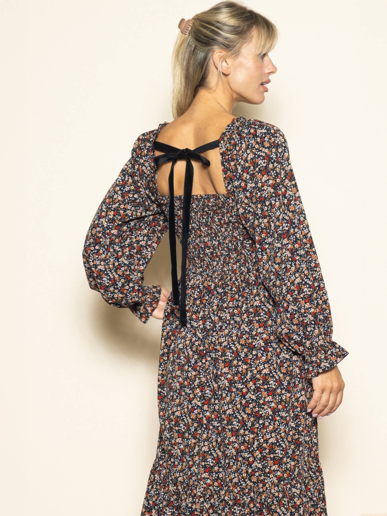 Long Sleeve Velvet Back Tie Floral Midi Dress with Pockets