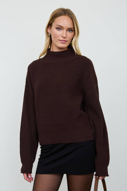 RIBBED MOCK NECK KNIT SWEATER