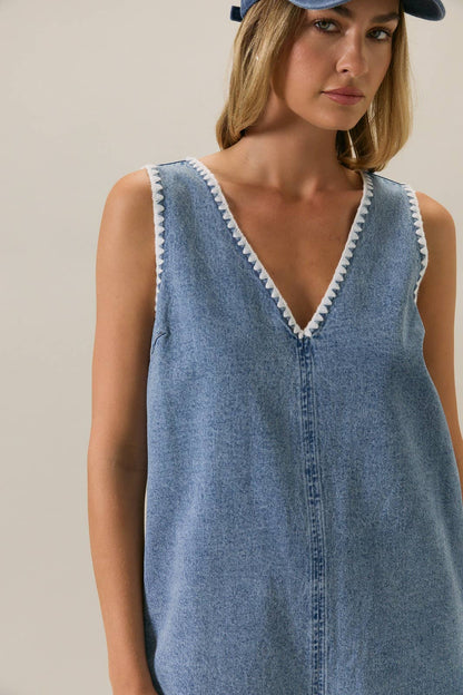 V-NECK SLEEVELESS STITCH DETAIL DENIM ROMPER