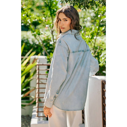 WASHED DENIM BUTTON DOWN