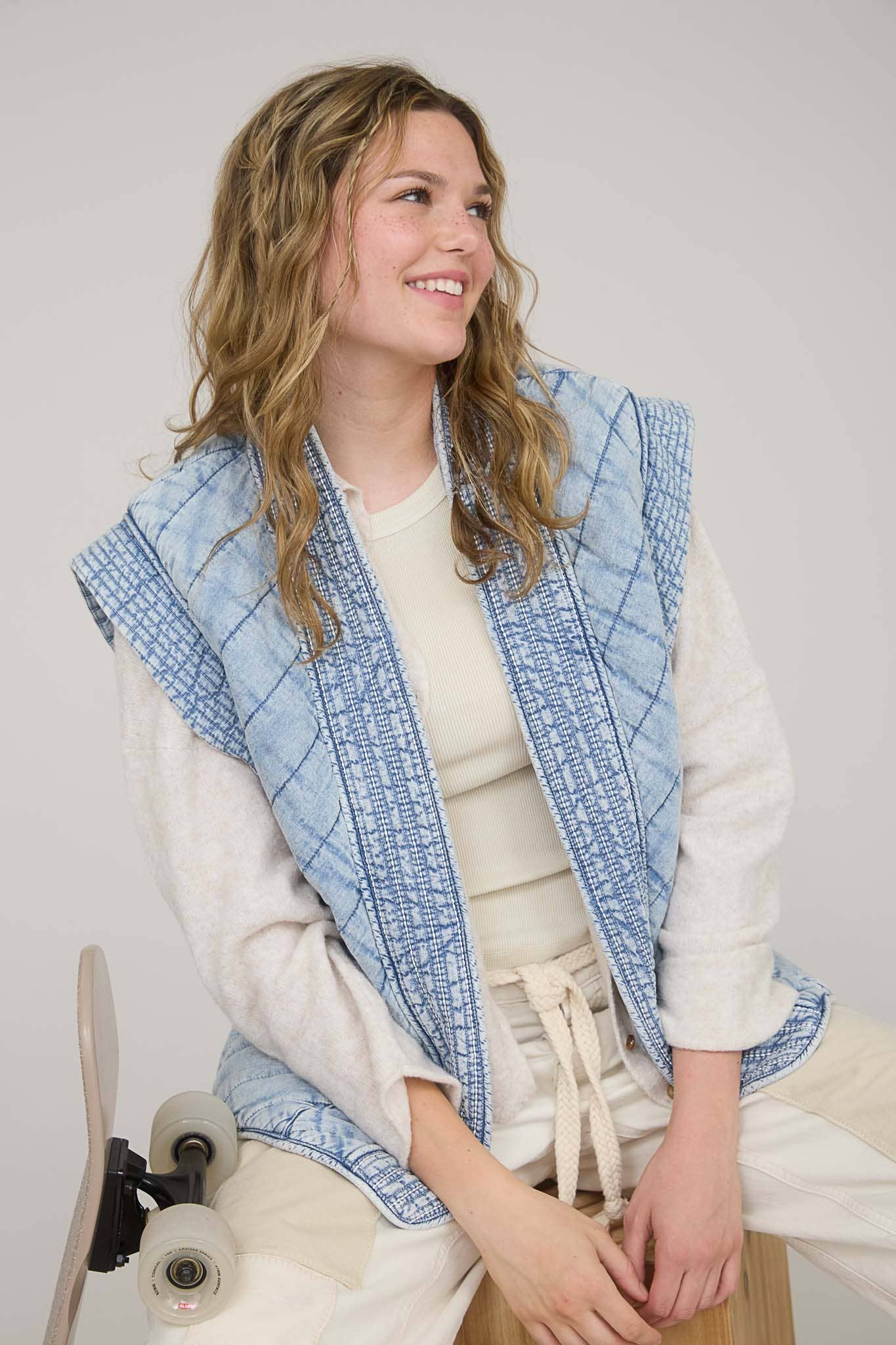 WASHED DENIM QUILTED VEST