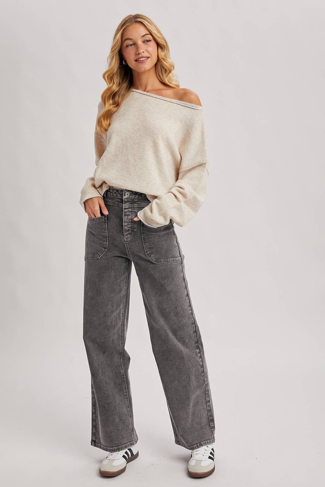 RALEIGH STRAIGHT LEG JEANS