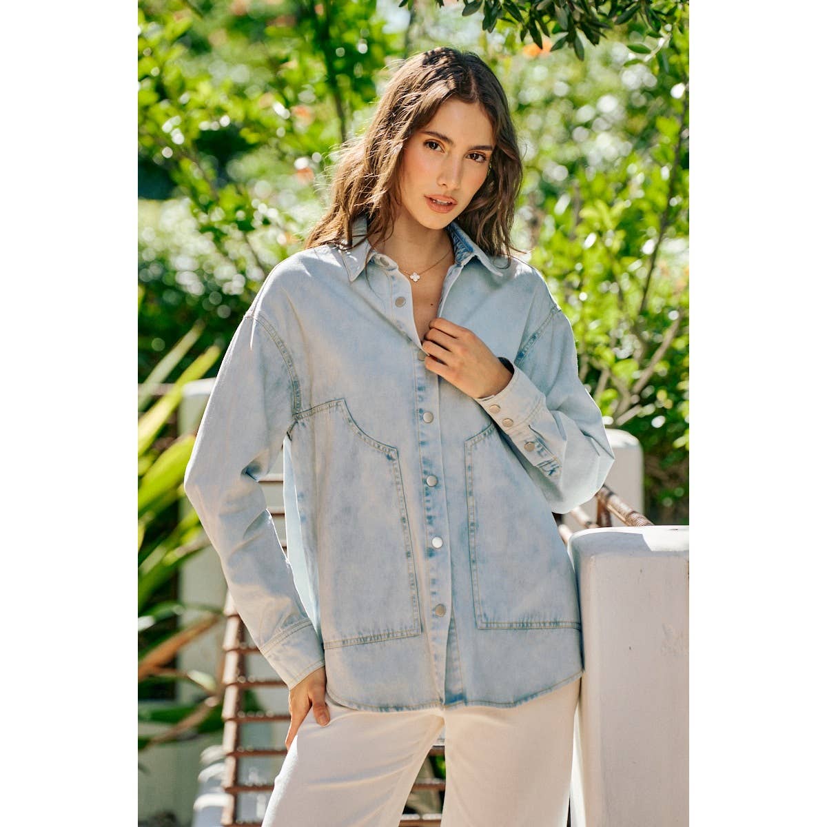 WASHED DENIM BUTTON DOWN