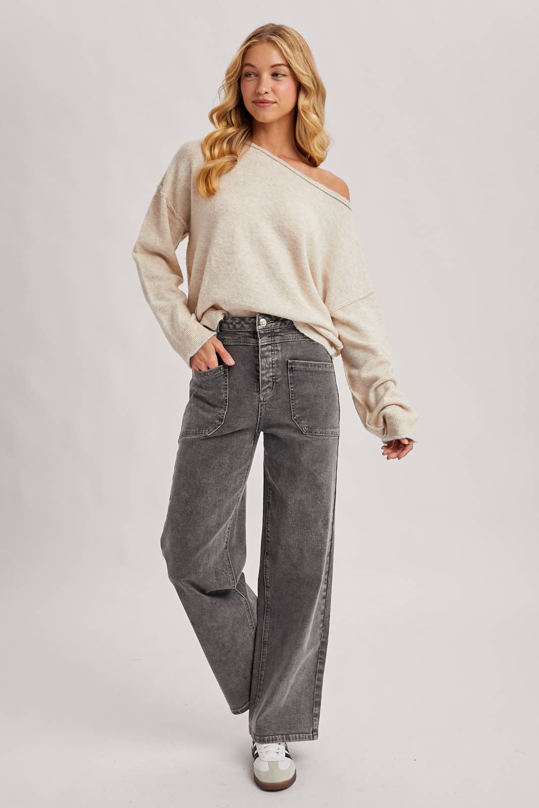 RALEIGH STRAIGHT LEG JEANS